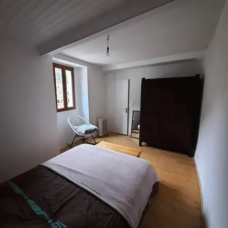 Casa de Férias Logement Sainte-Enimie Sainte-Énimie